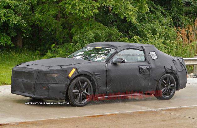 001-2015-ford-mustang-spy-shots628opt.jp