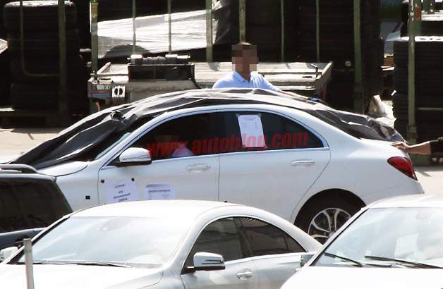 002-mercedes-benz-c-class-spy-shots628op