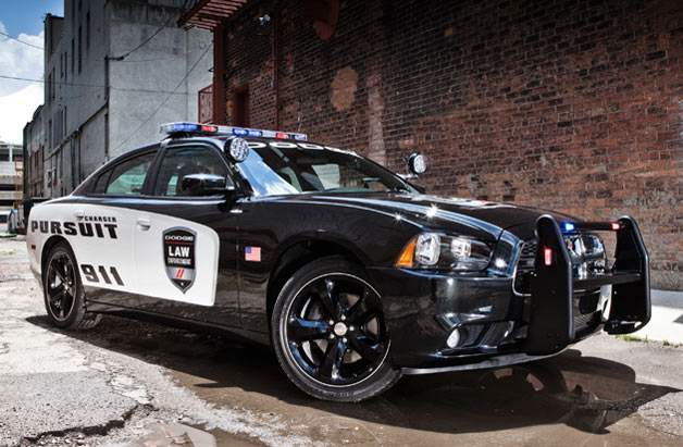 01-dodge-charger-pursuit628opt.jpg