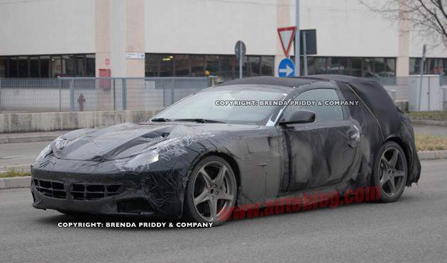 01-ferrari-612-spy-shots630.jpg