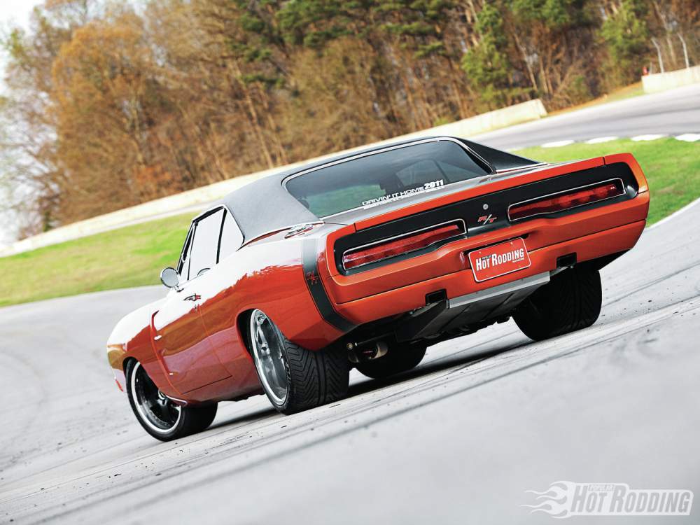 1209phr-28-z+1969-dodge-charger+.jpg