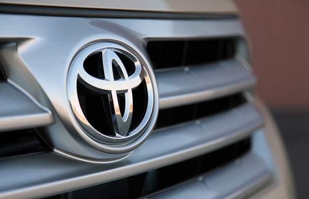 11-2011-toyota-highlander-review.jpg