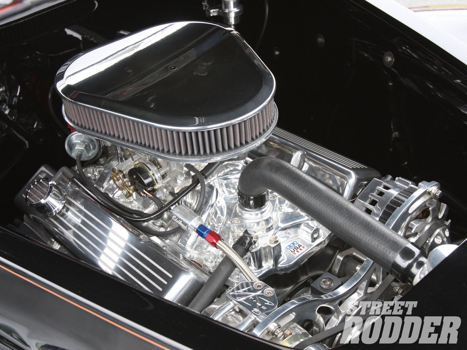 1211sr-15-o-street-rodder-top-100-goodguys-southeastern-nationals-charlotte-1940-ford-coupe-engine.jpg