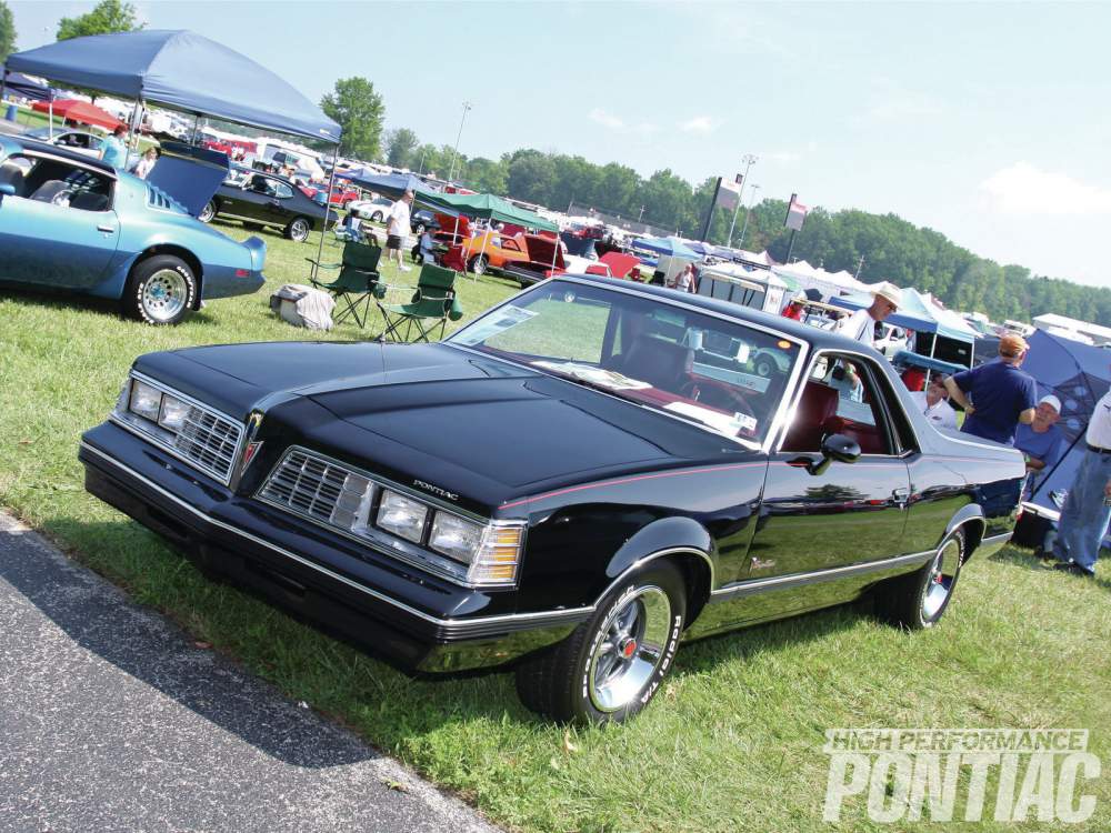 hppp-1206-19-o-+2011-ames-performance-tri-power-pontiac-nationals+1982-grand-prix.jpg