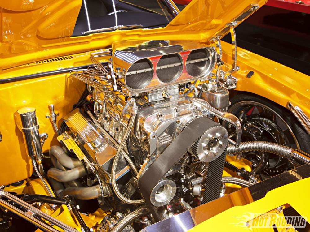 1211phr-08-o+20012-SEMA-web-exclusive-gallery+SEMA-car.jpg