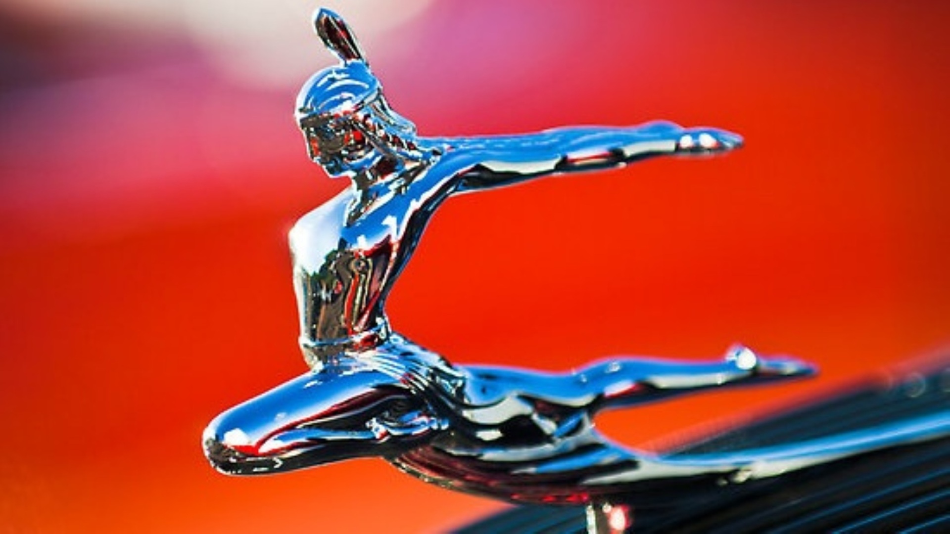 1935PontiacIndianMaidenhoodornament.jpg