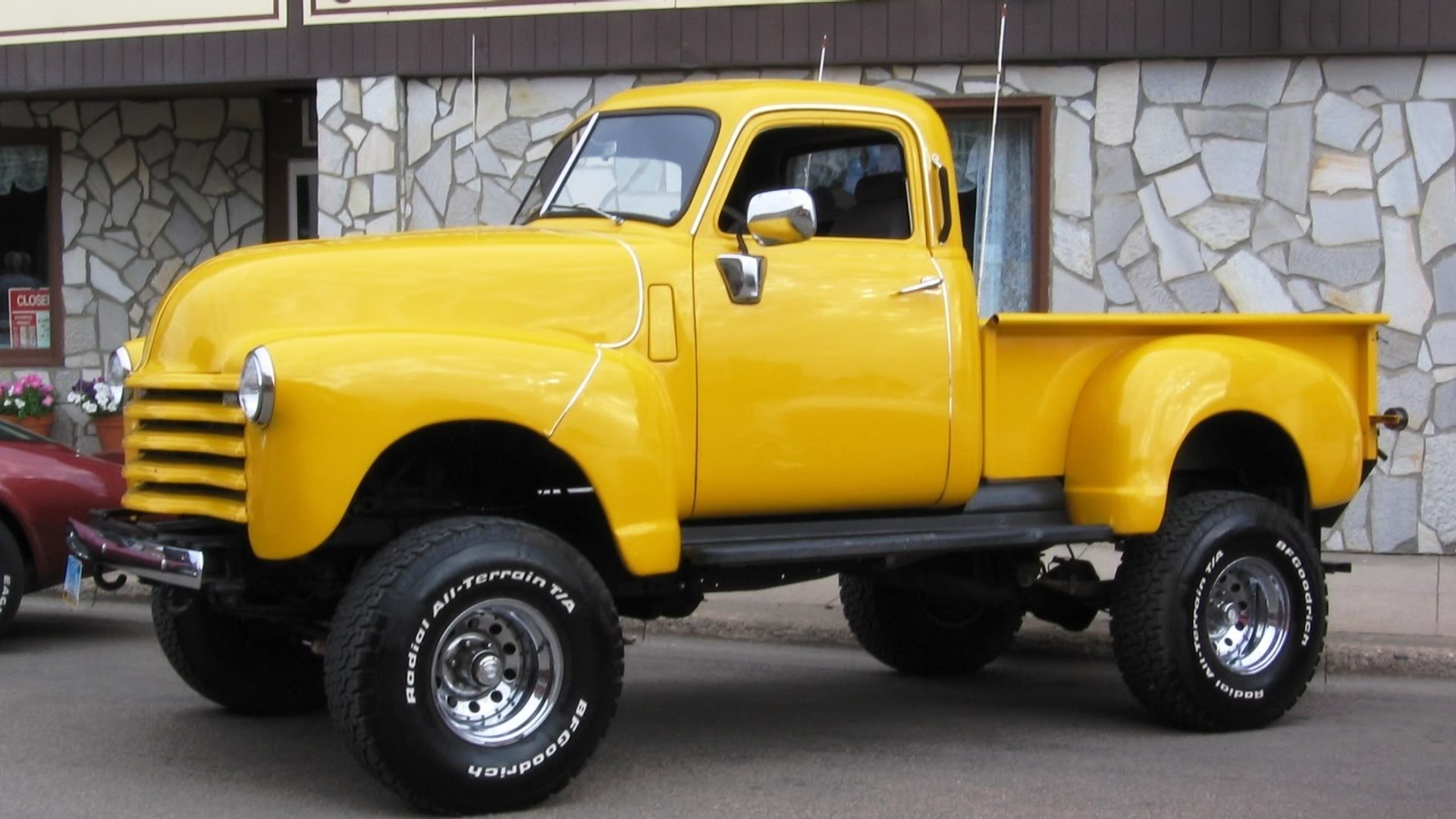 1949Yellow4x4ChevyPickup.jpg