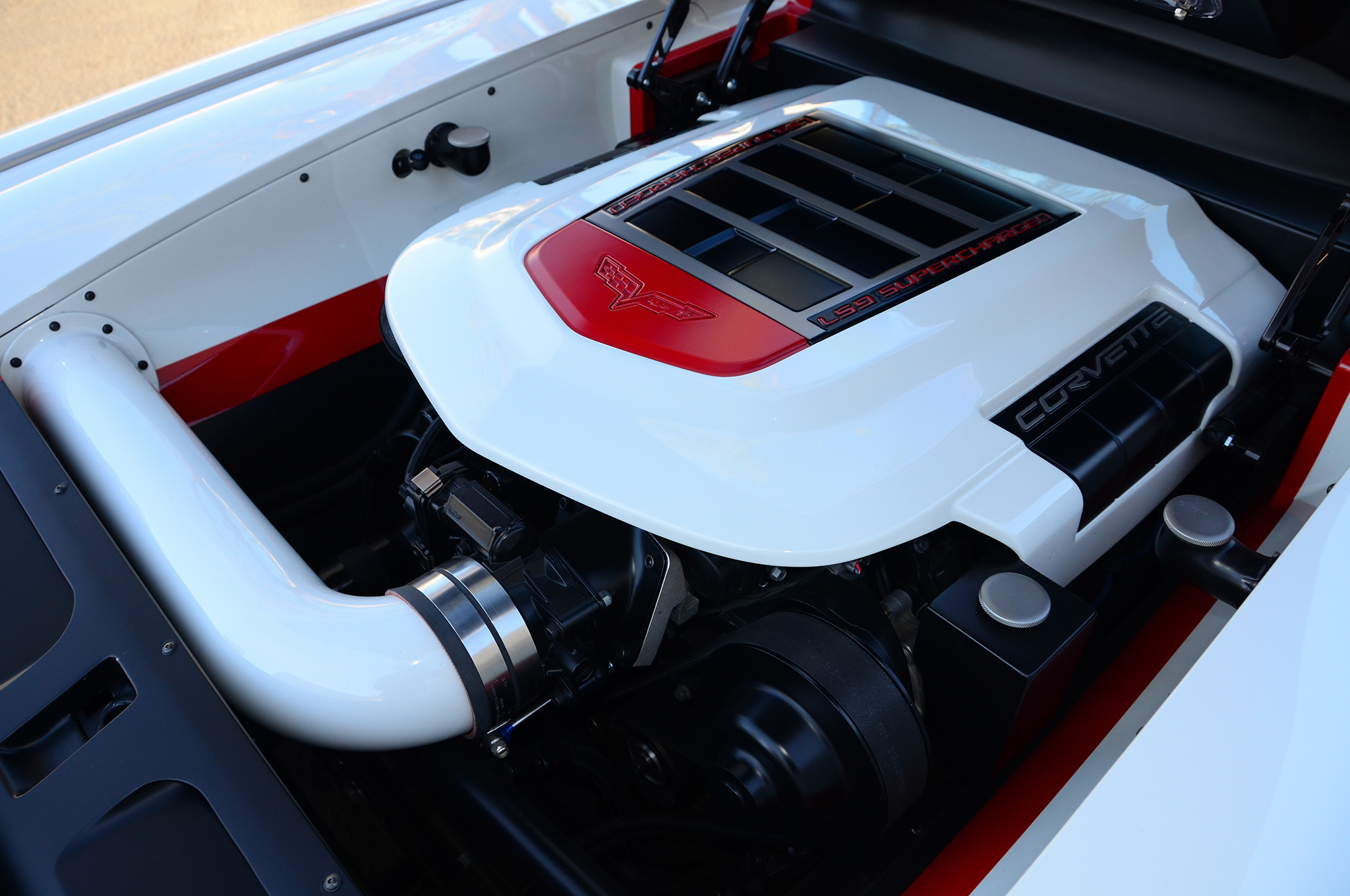 1959-chevrolet-corvette-engine-view.jpg