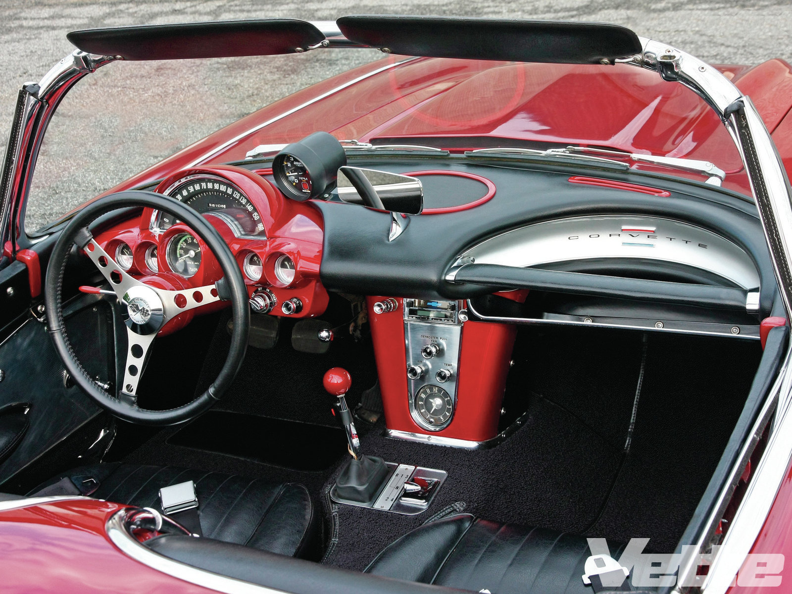 1960-chevy-corvette-interior.jpg