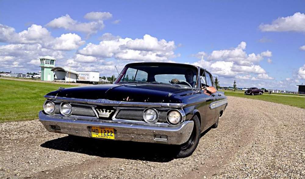 1961MonarchRichelieubyJamesTworow.jpg
