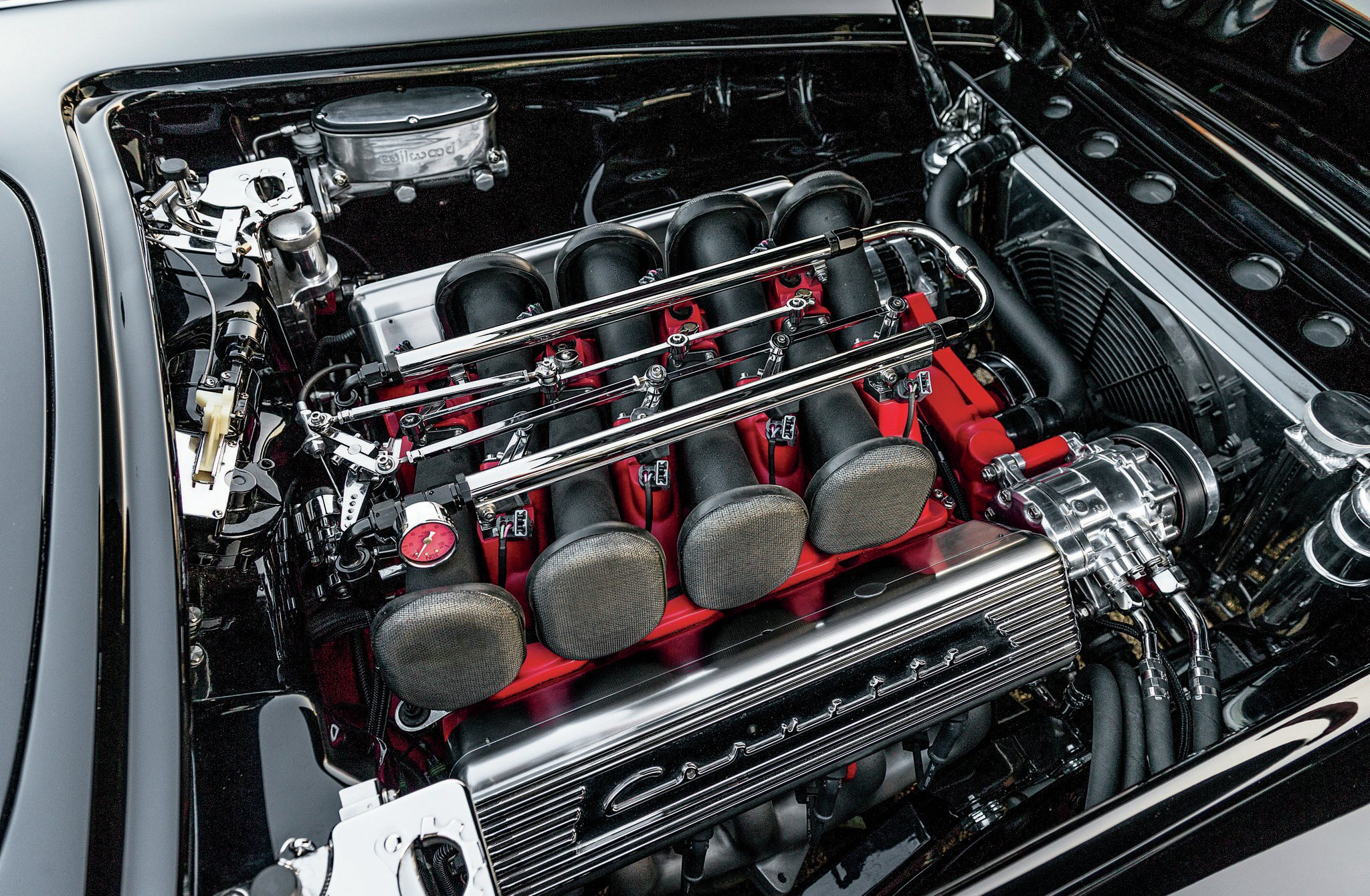 1962-chevrolet-corvette-engine-bay-2.jpg