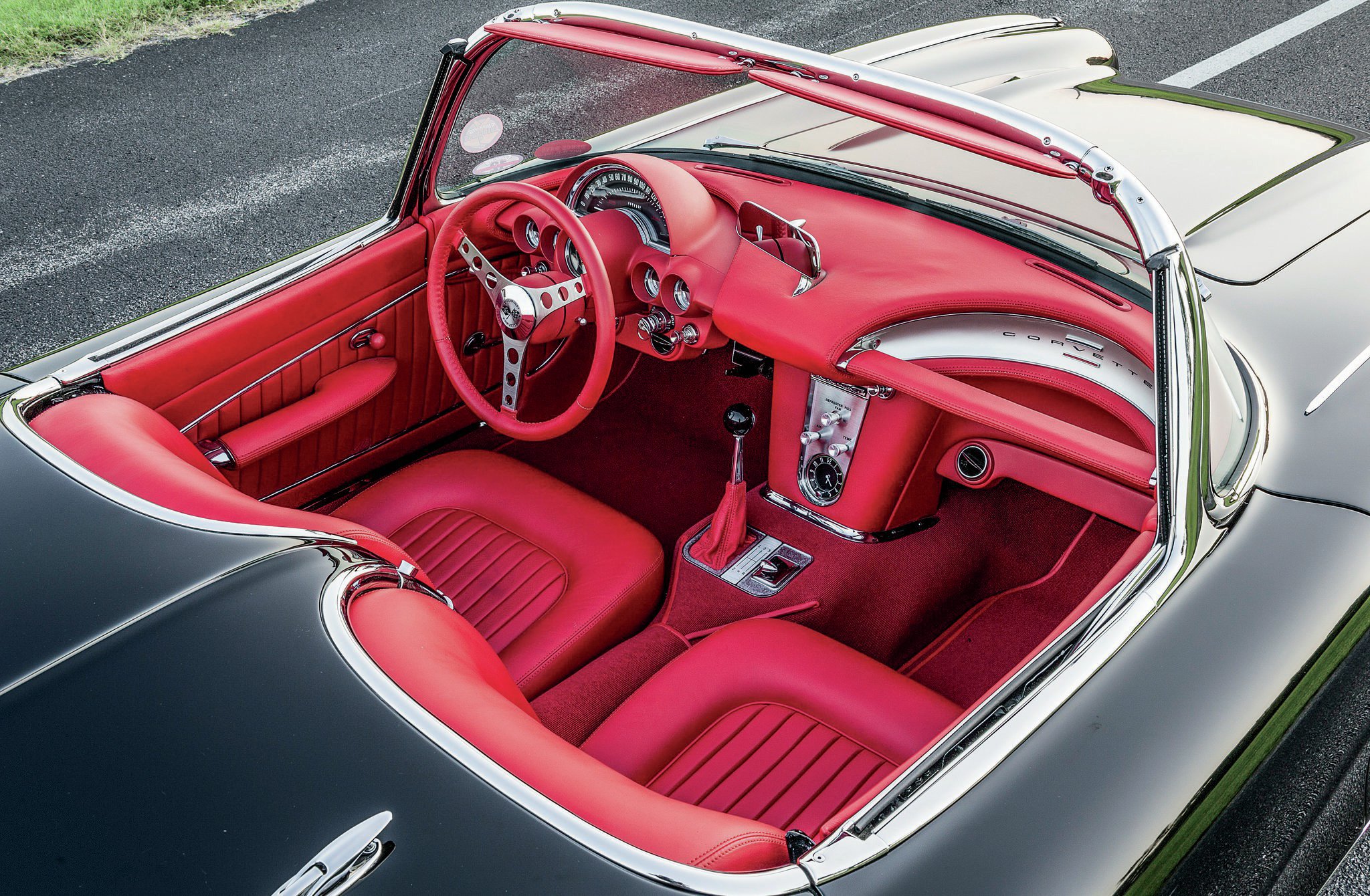 1962-chevrolet-corvette-interior.jpg