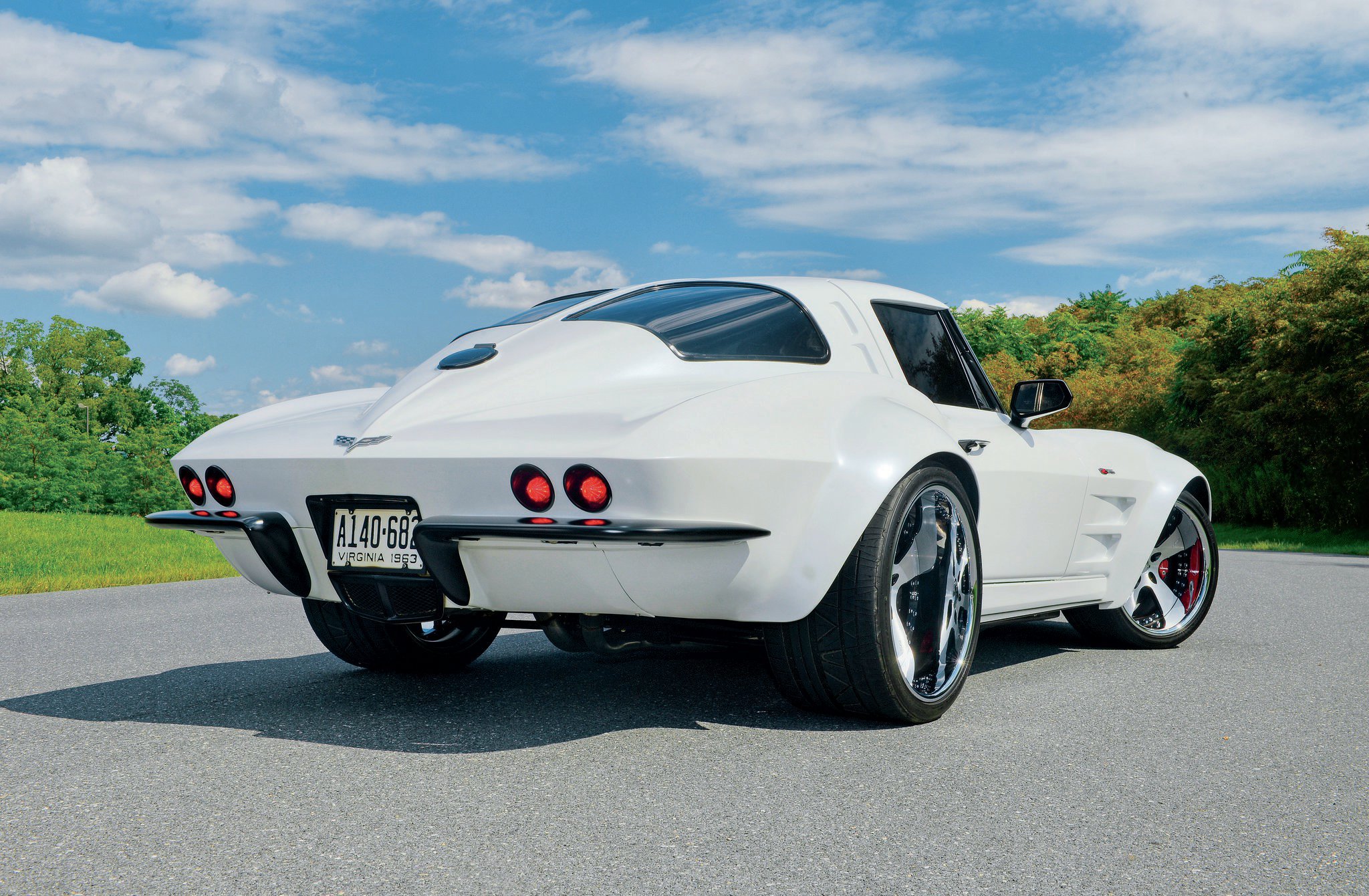 1963-chevrolet-corvette-rear-side-view.j