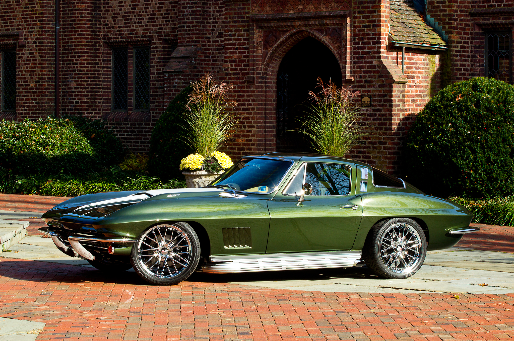 1964-chevrolet-corvette-front-side-view.