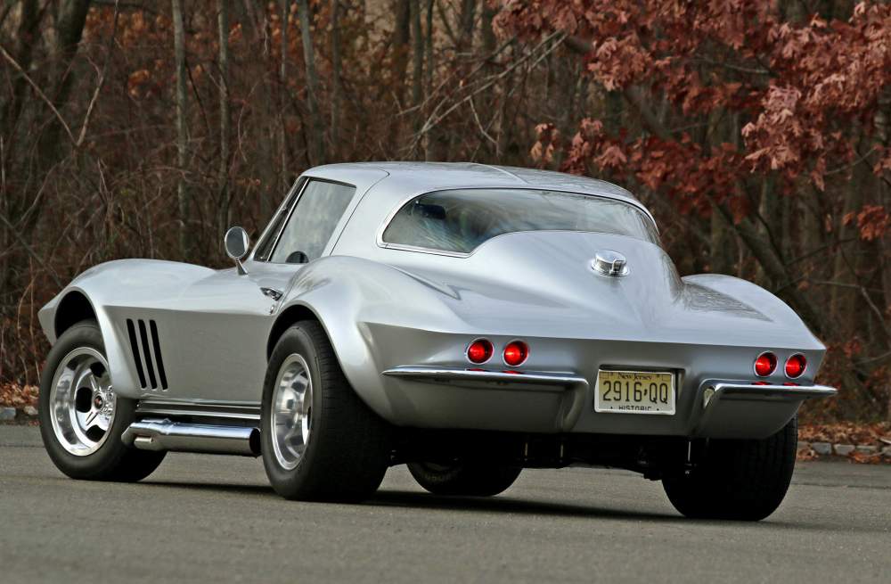 1966-chevrolet-corvette-titanium-silver-