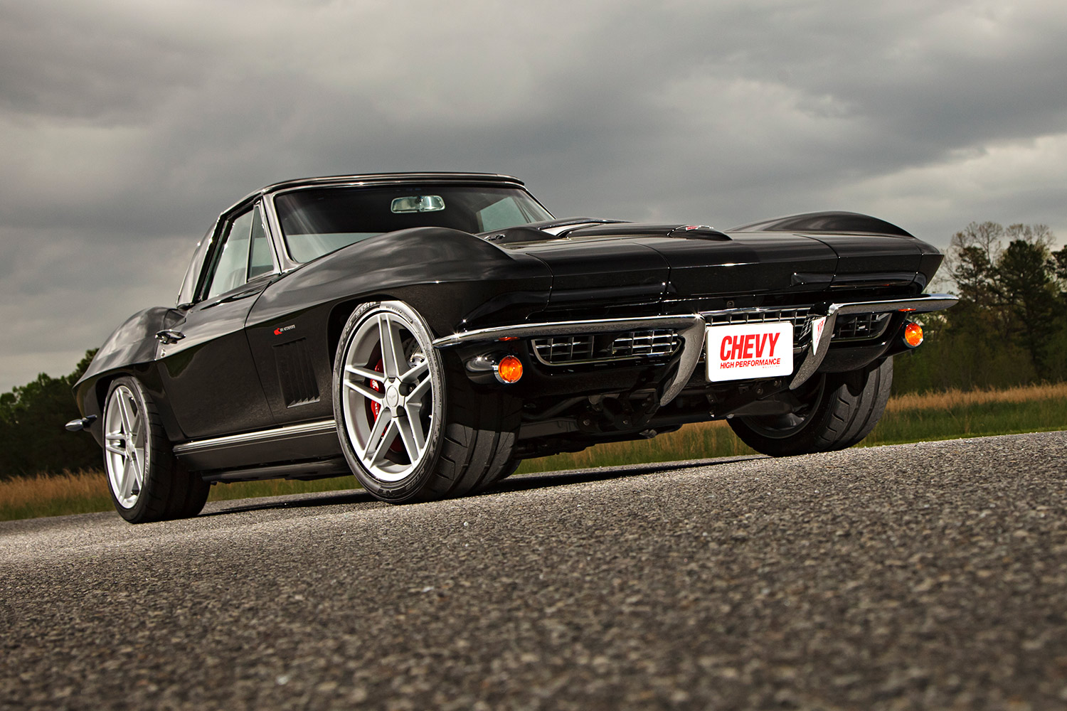 1967-chevrolet-corvette-stingray-front-q
