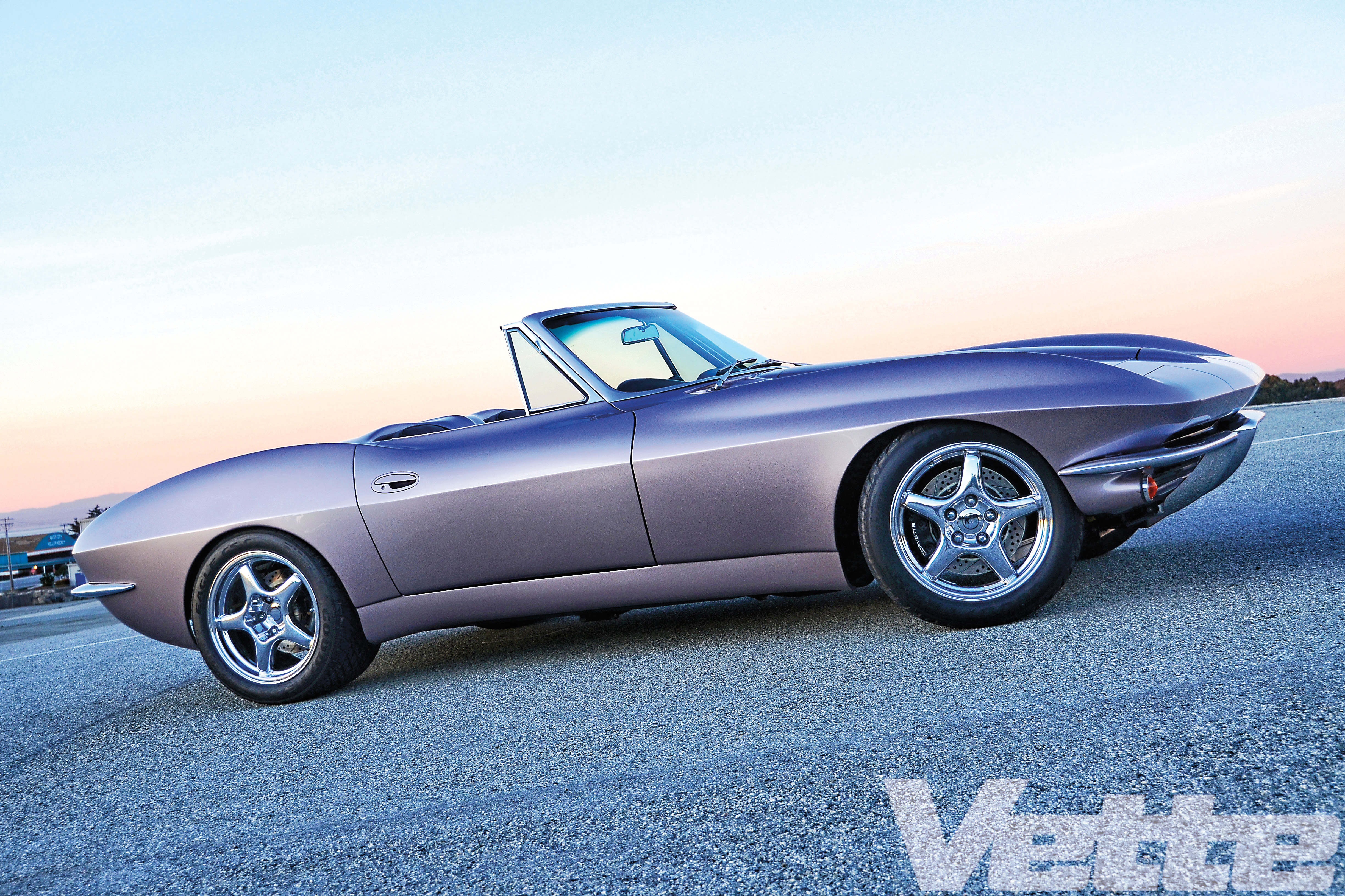 1967-chevy-corvette-stingray-side.jpg