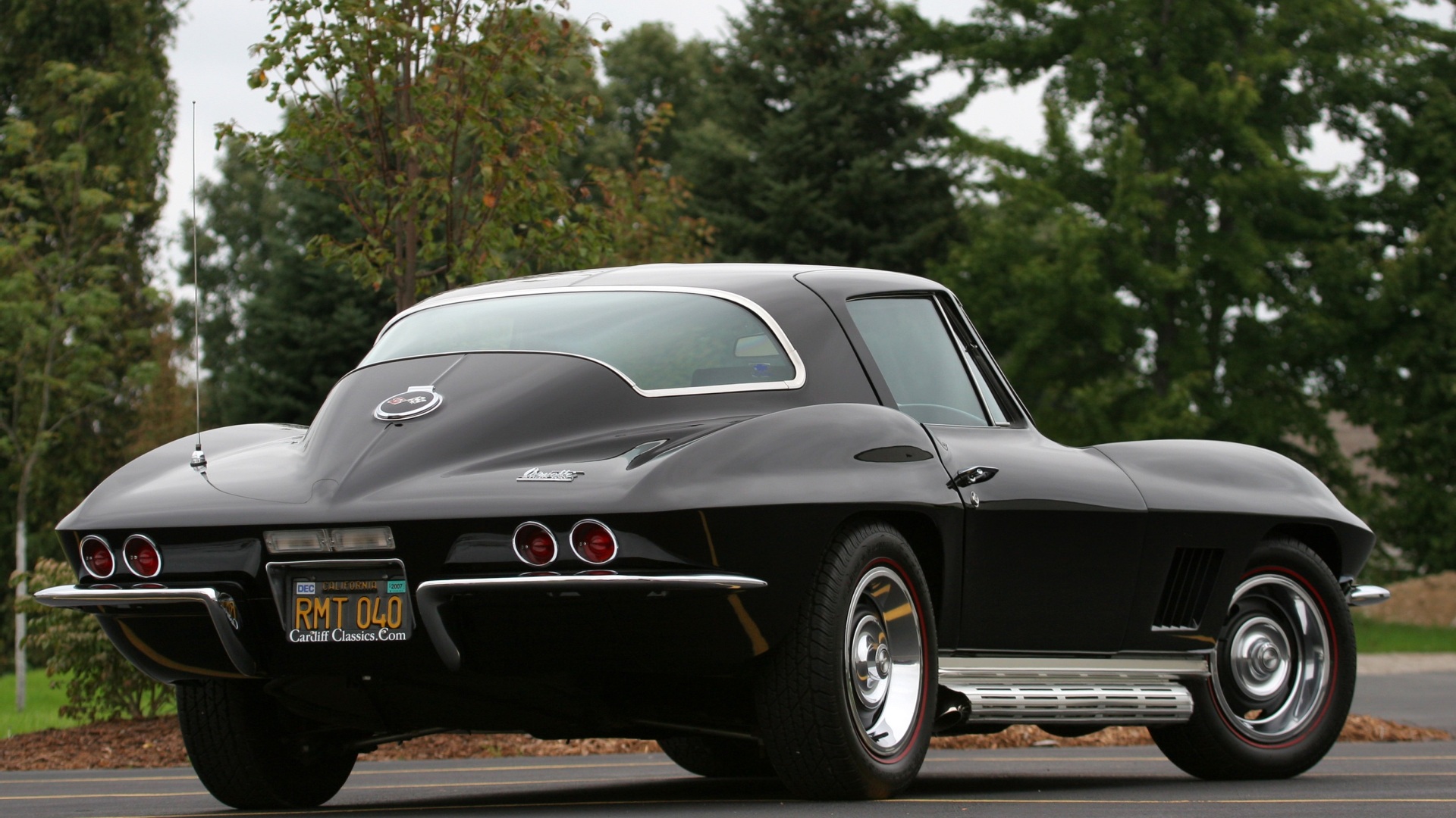 1967Black427Stingray.jpg