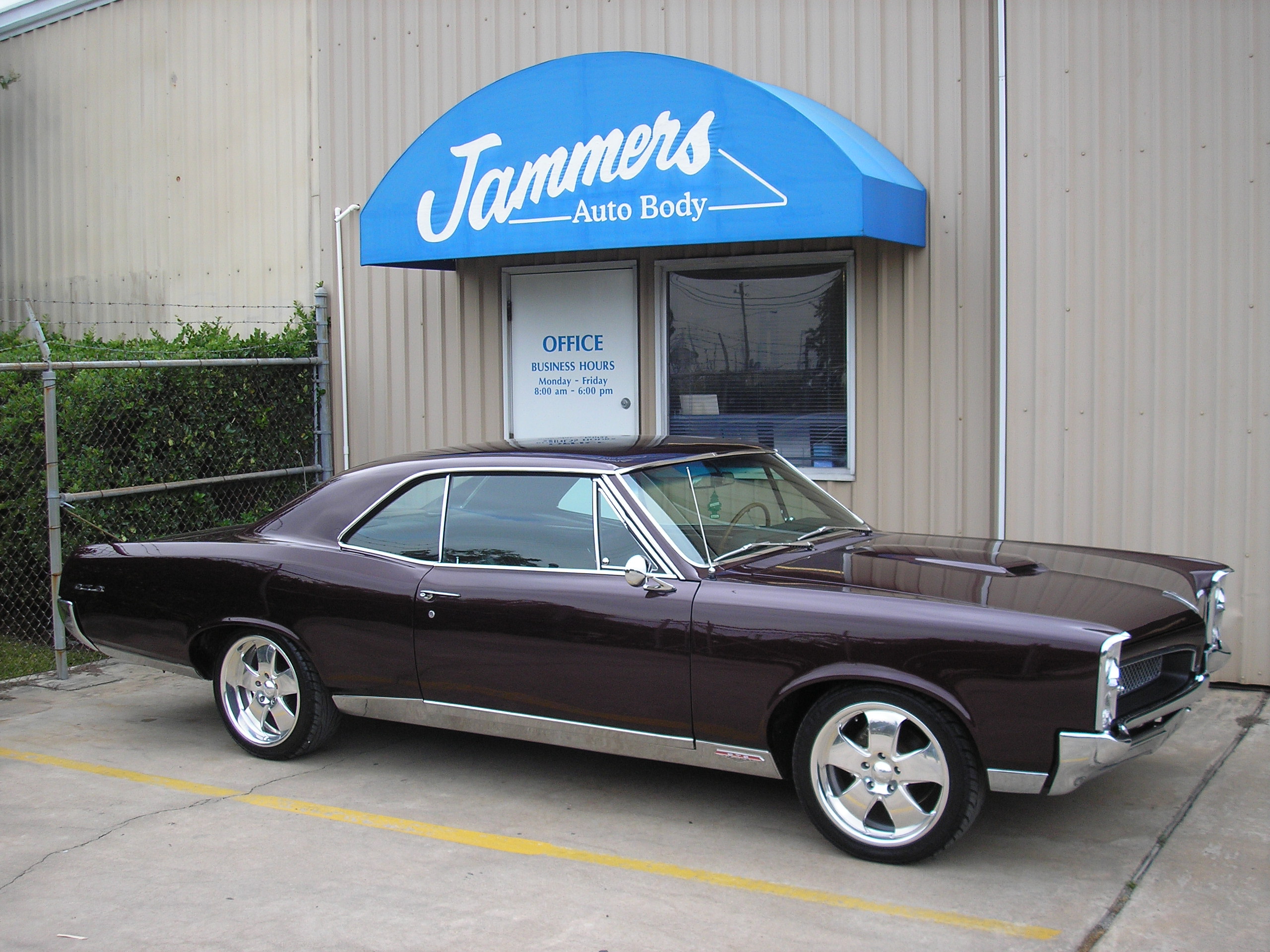 1967_Pontiac_GTO_001.jpg