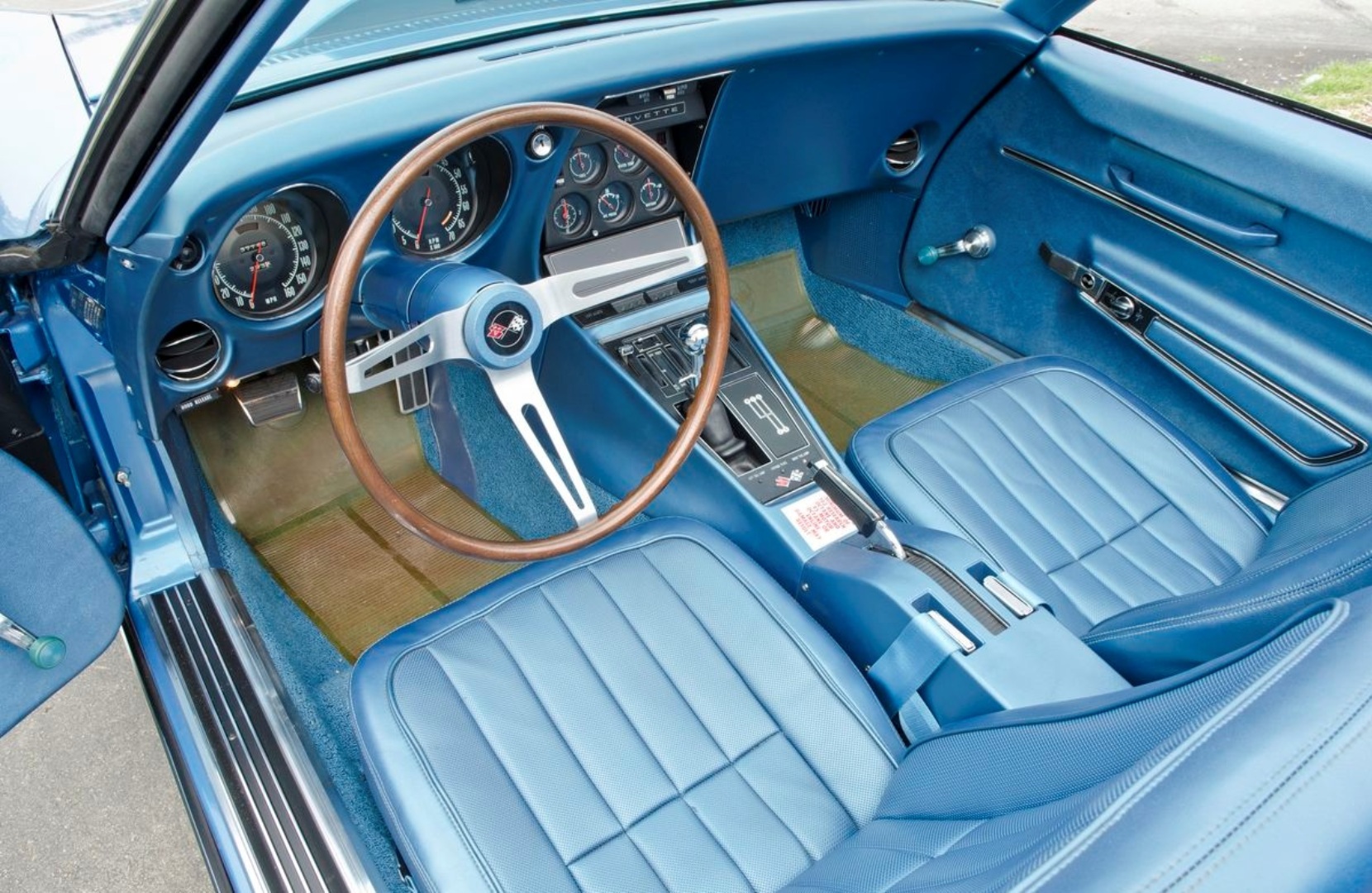 1968BlueVetteL88Roadster-4.jpg