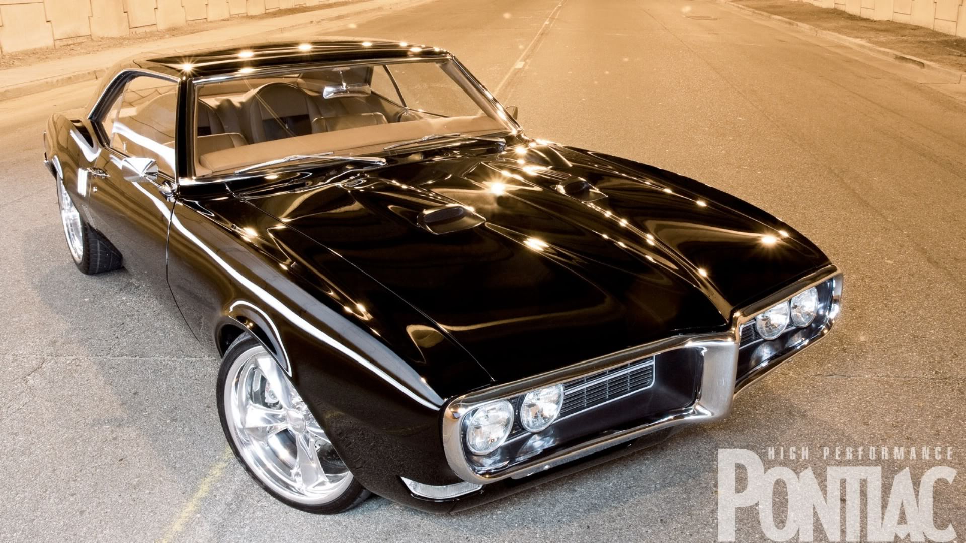 1968LowFlyingBlackbird.jpg