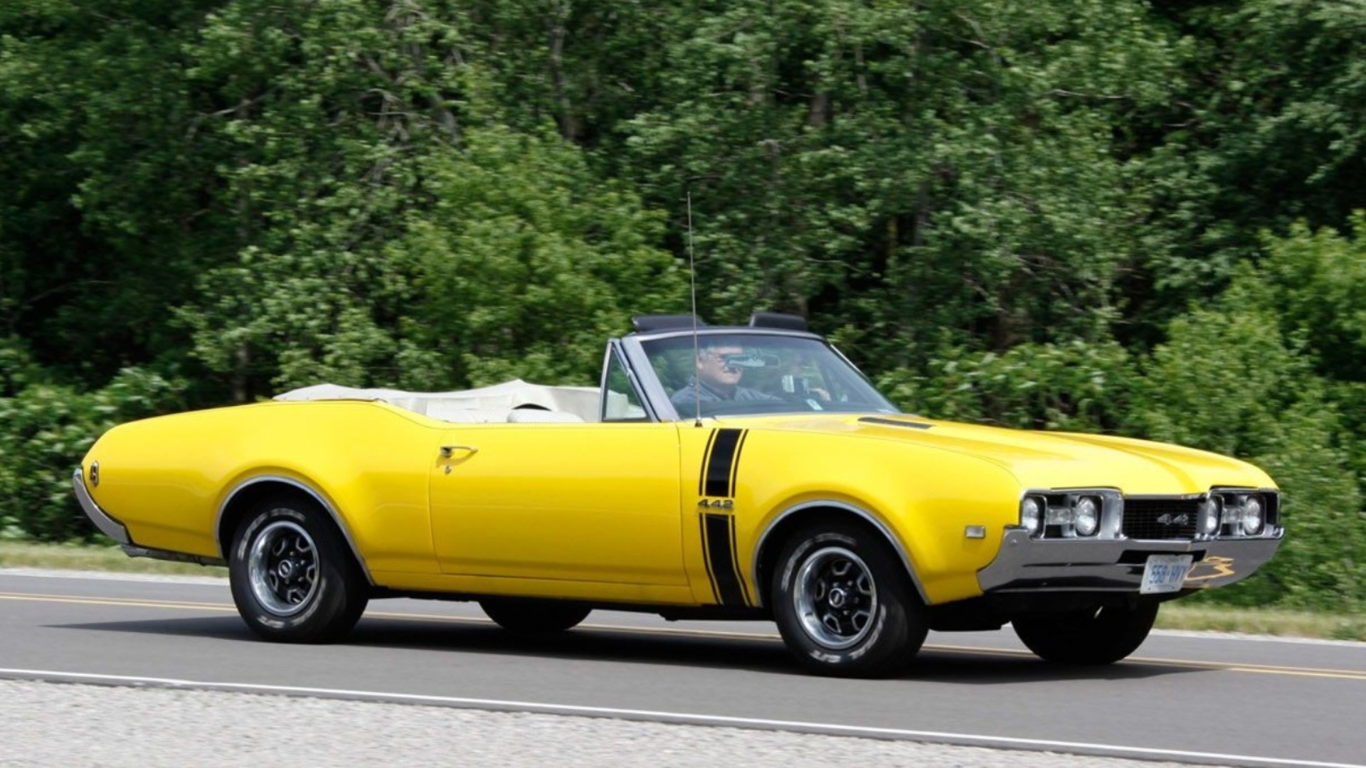 1968Yellow442OldsVert.jpg