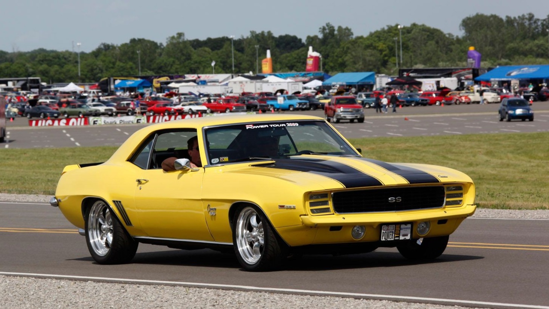 1969YellowBlackStripedCamaroSS.jpg