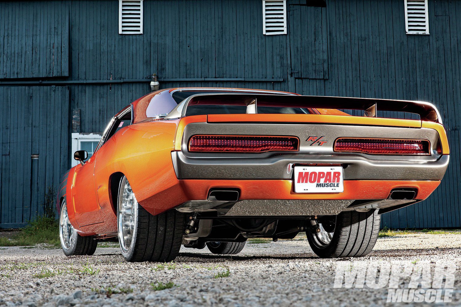 1970-dodge-charger-rear-end-view.jpg