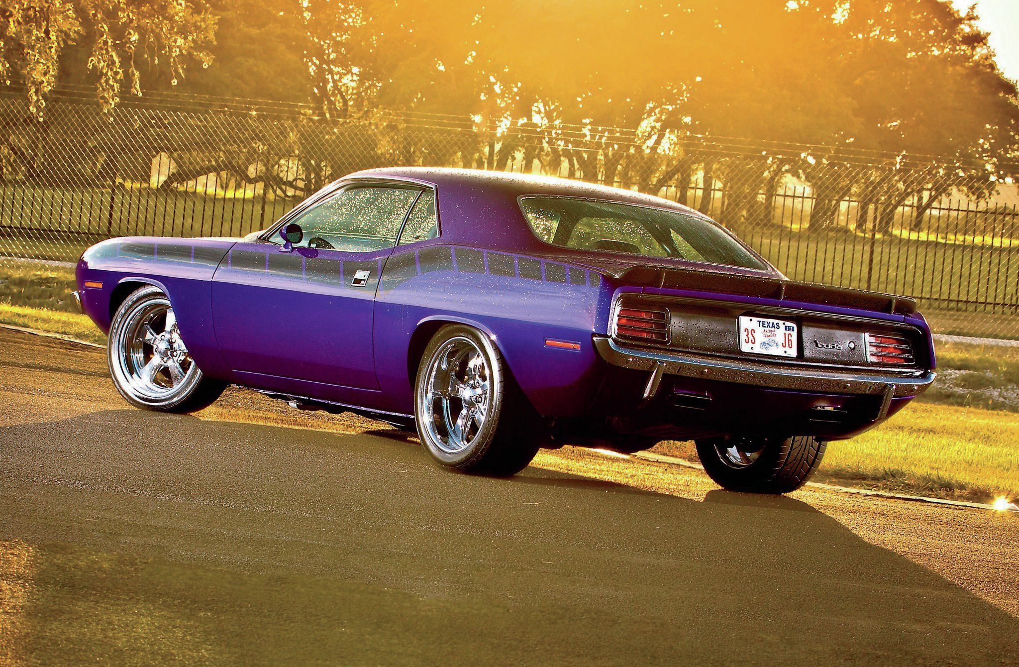 1970-plymouth-barracuda-rear-view-sunset