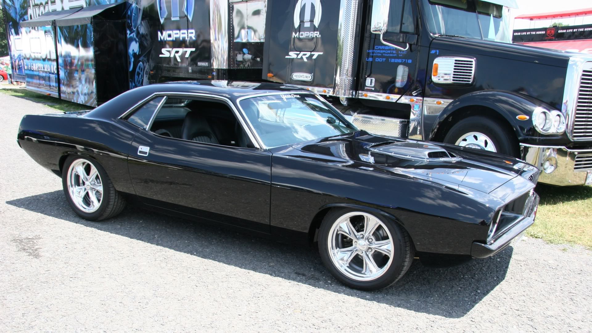 1971BlackPlymouthHEMICuda.jpg