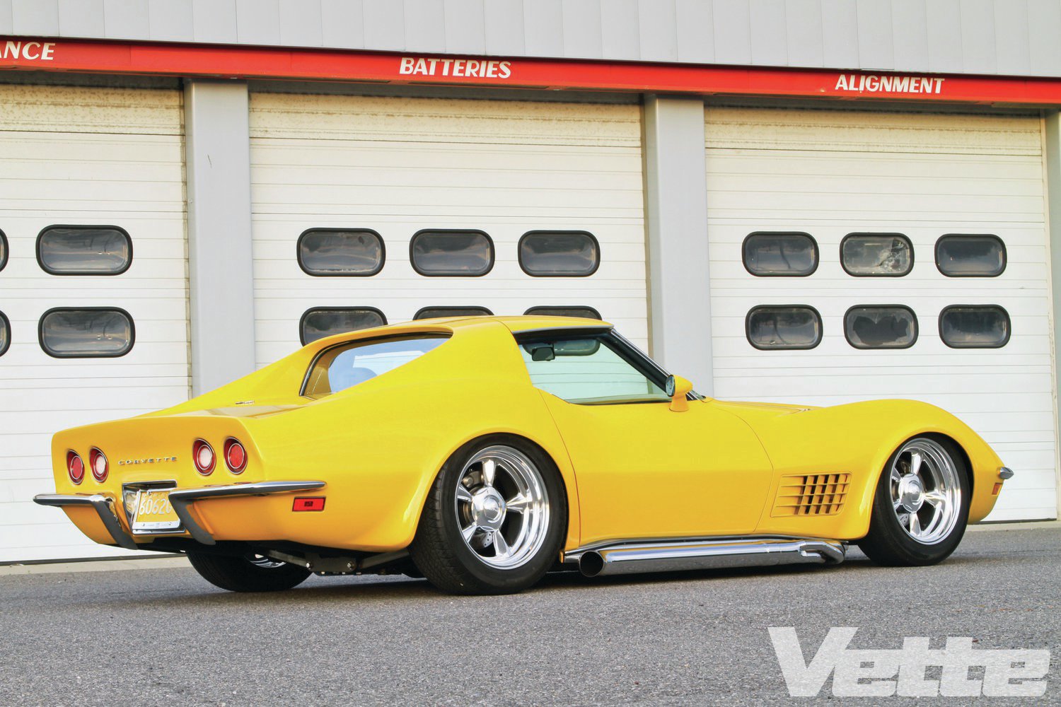 1972-chevrolet-corvette-rear-view.jpg
