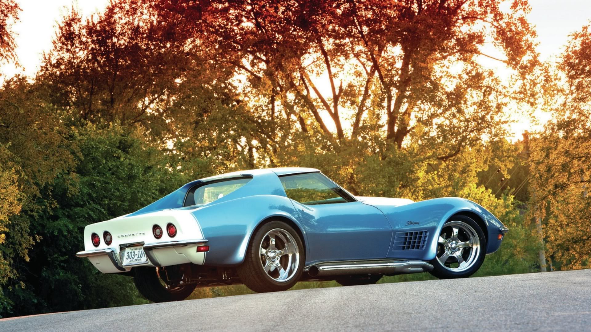 1972454SkyBlueChevyVette-2.jpg