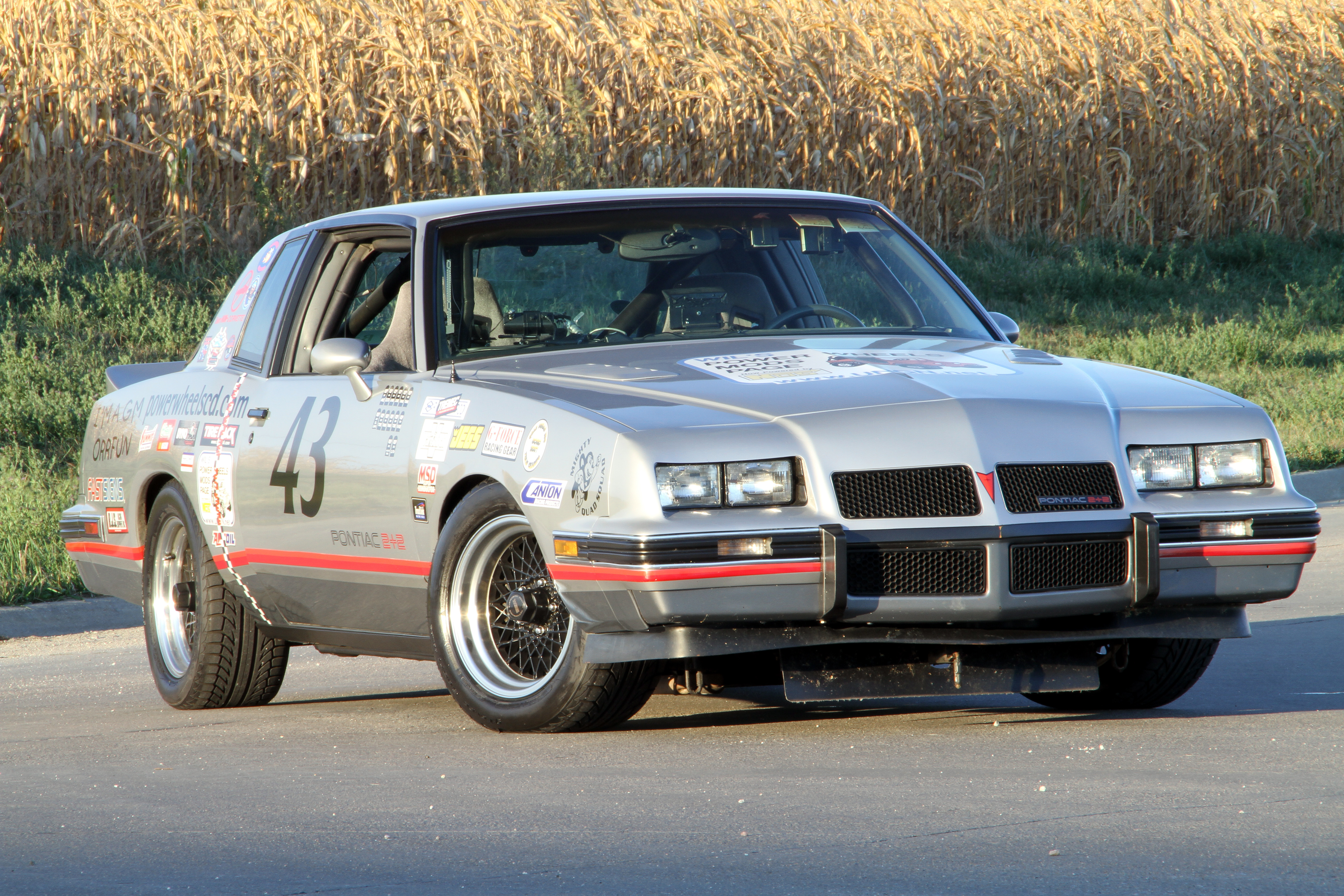 1986-pontiac-grand-prix-2-2-front.jpg