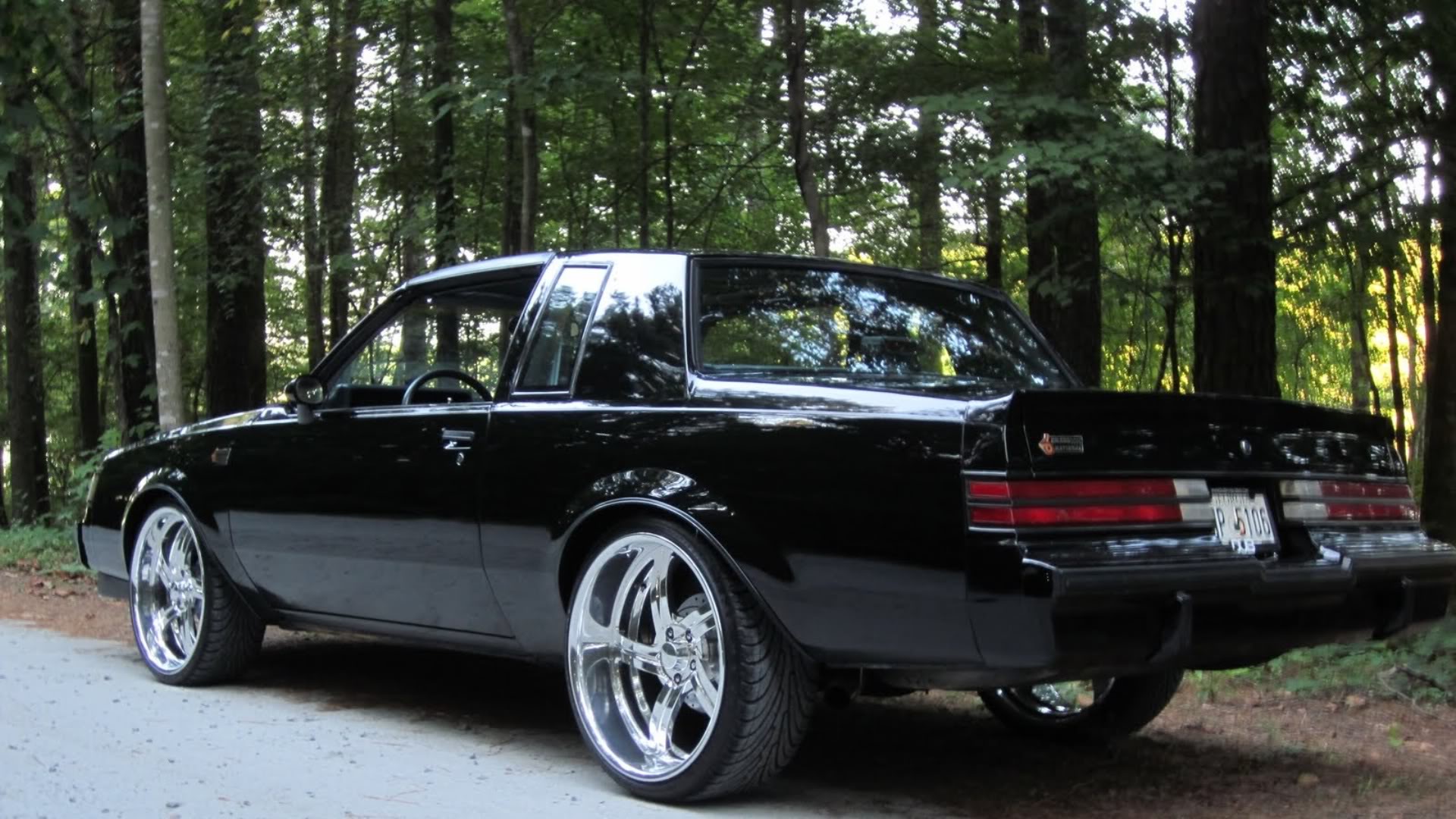 1986BlackBuickGrandNational-2.jpg