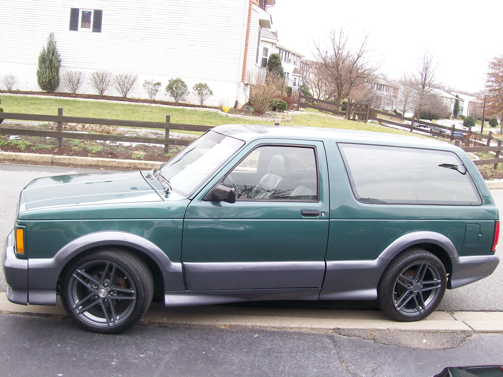1993_gmc_typhoon_2_dr_turbo_awd_suv-pic-
