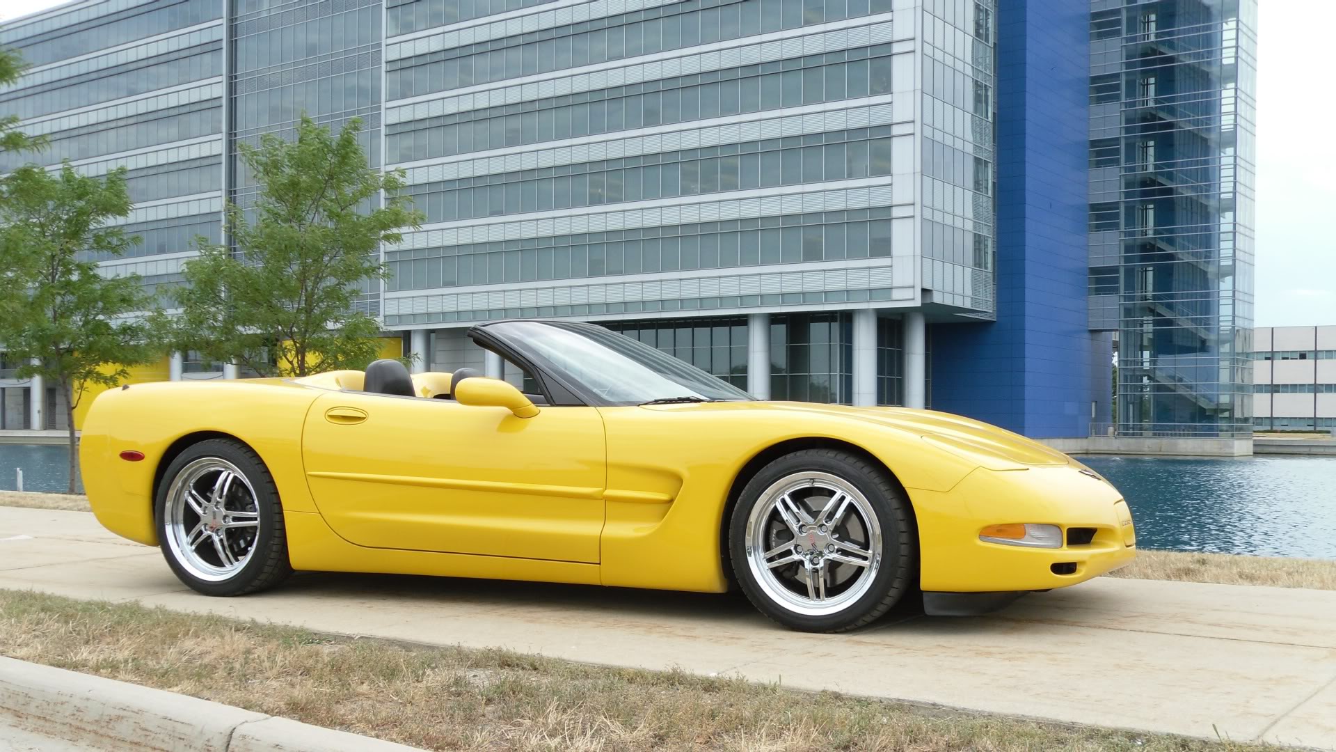 2000LS6VetteRoadsterGMTCCS-1.jpg