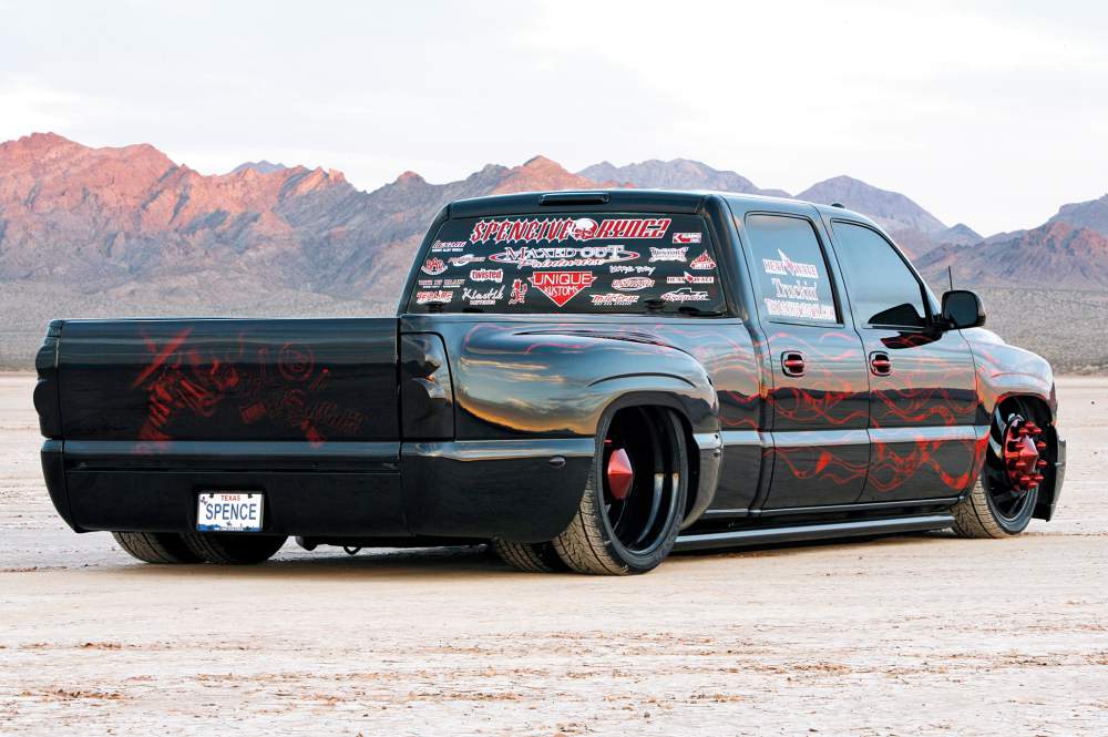 2001-chevrolet-3500hd-dualie-rear-view.j