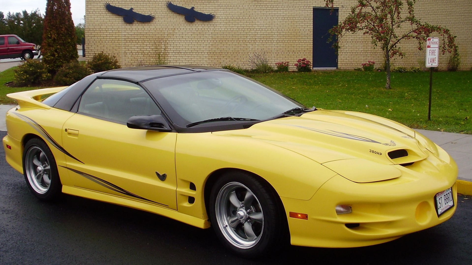 2002YellaPontiacRamAirTA.jpg