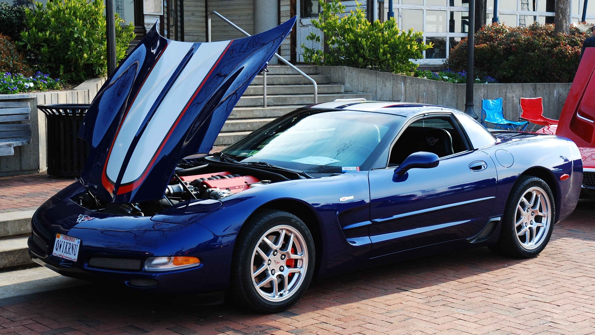 2004Z16Z06Vette.jpg