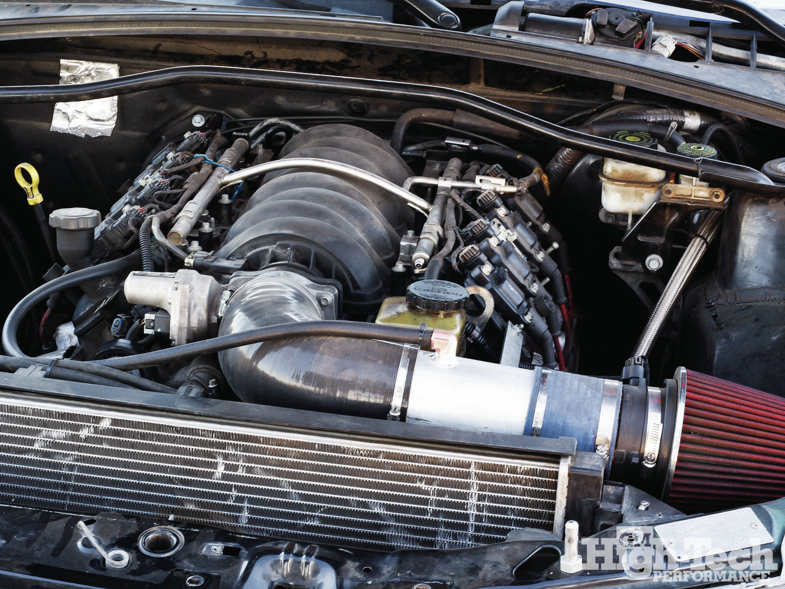 2006-pontiac-gto-drift-car-ls2-engine.jp