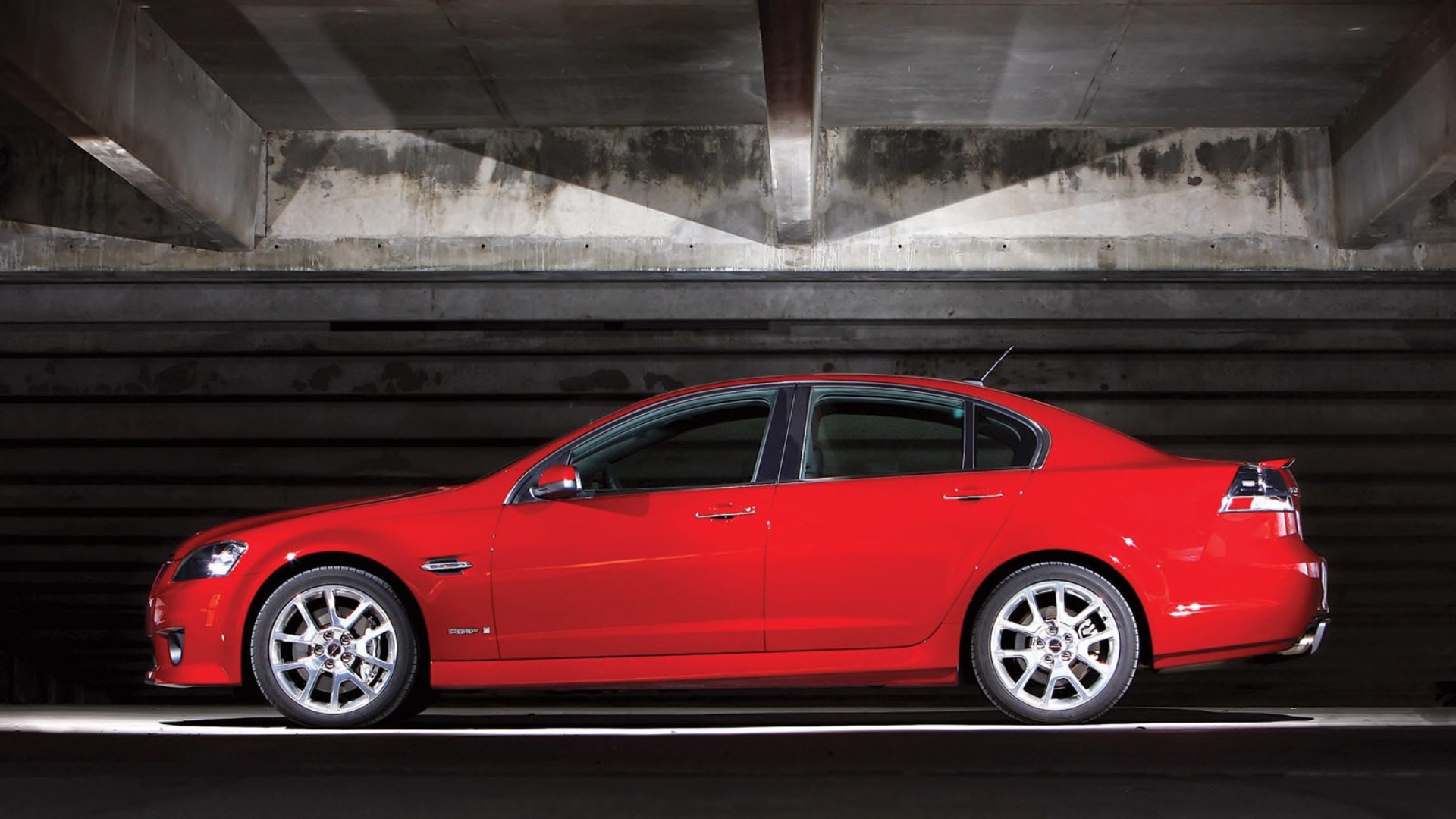 2009JewelRedG8GXP.jpg