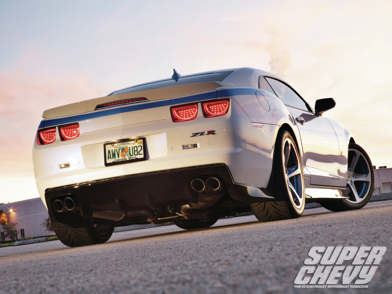 2012-chevrolet-zl1-rear-view.jpg
