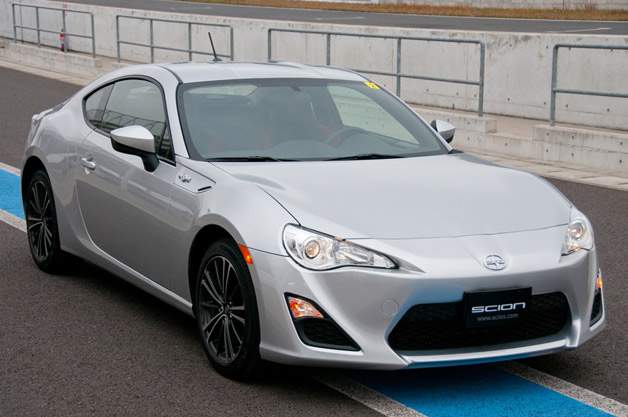2013-scion-fr-s-first-drive---01628.jpg