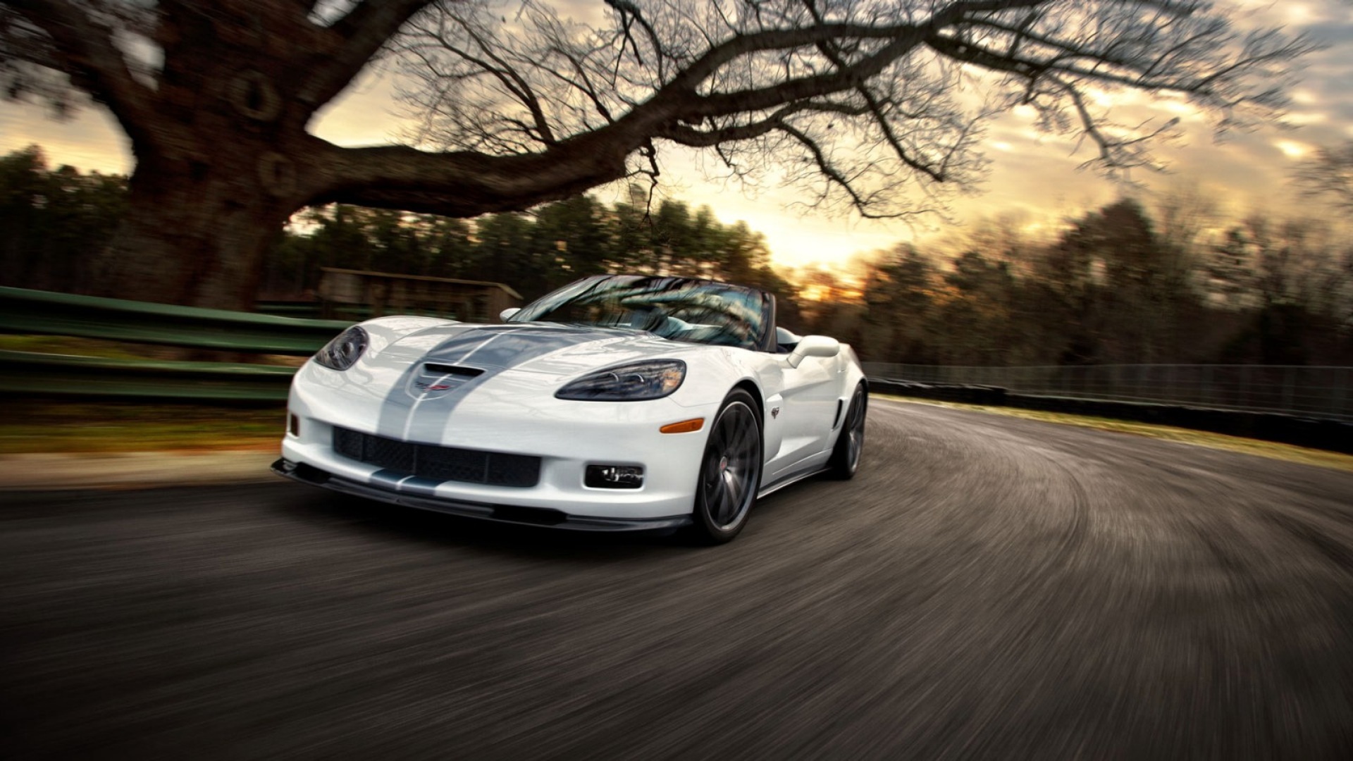 2013Corvette60thAnniversaryEdition427Roadster-1.jpg
