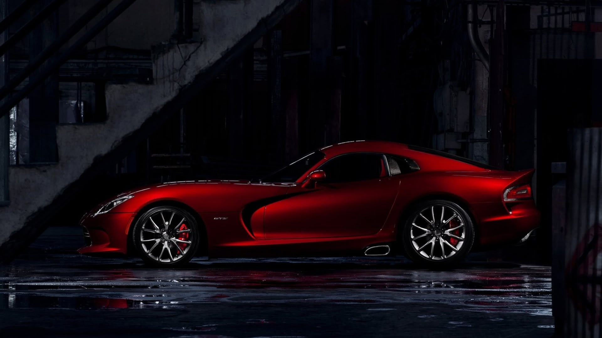 2013JewelRedSRTViper.jpg