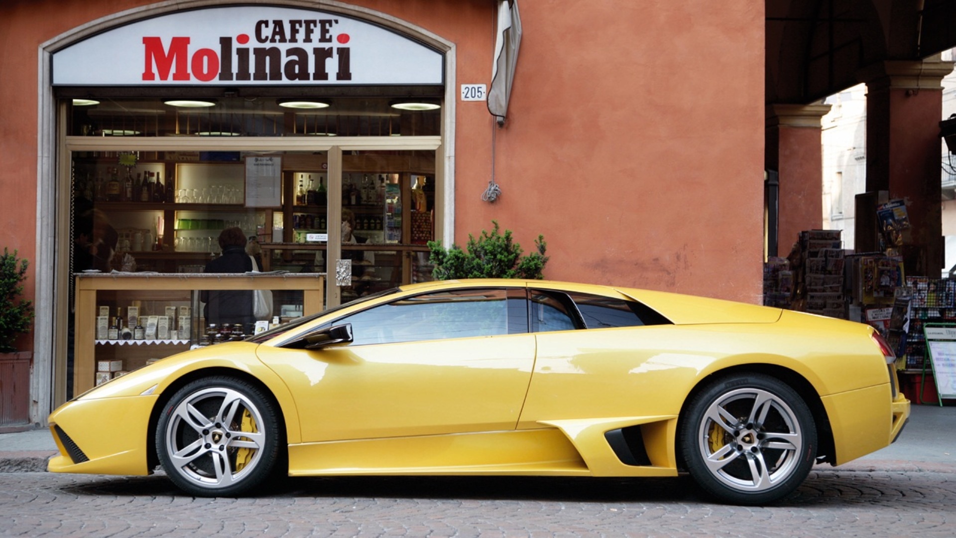 2013LamborghiniAventador.jpg