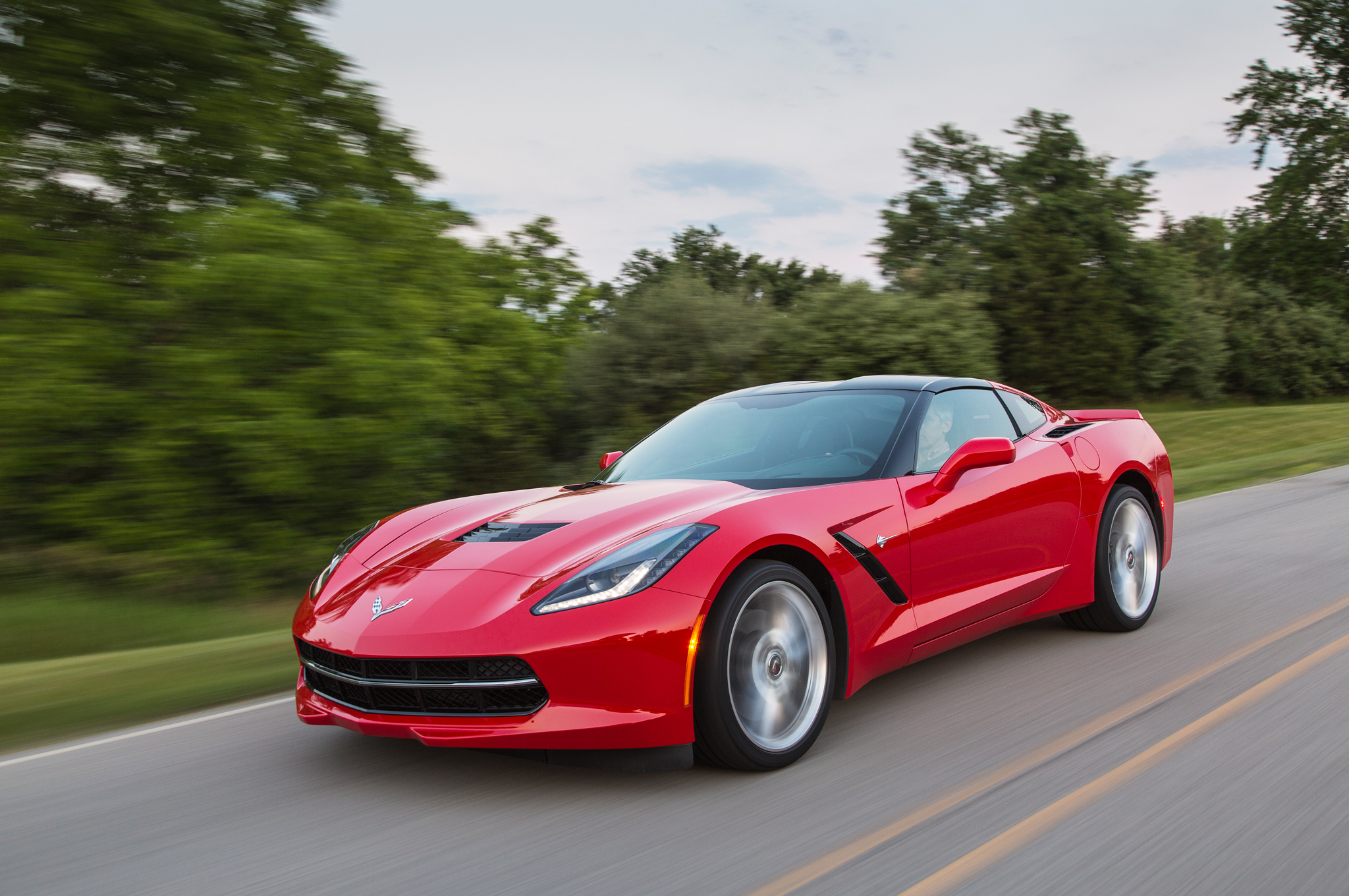 2014-Chevrolet-Corvette-Stingray-Z51-fro