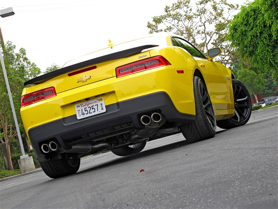 2014-chevrolet-camaro-1le-rear.jpg