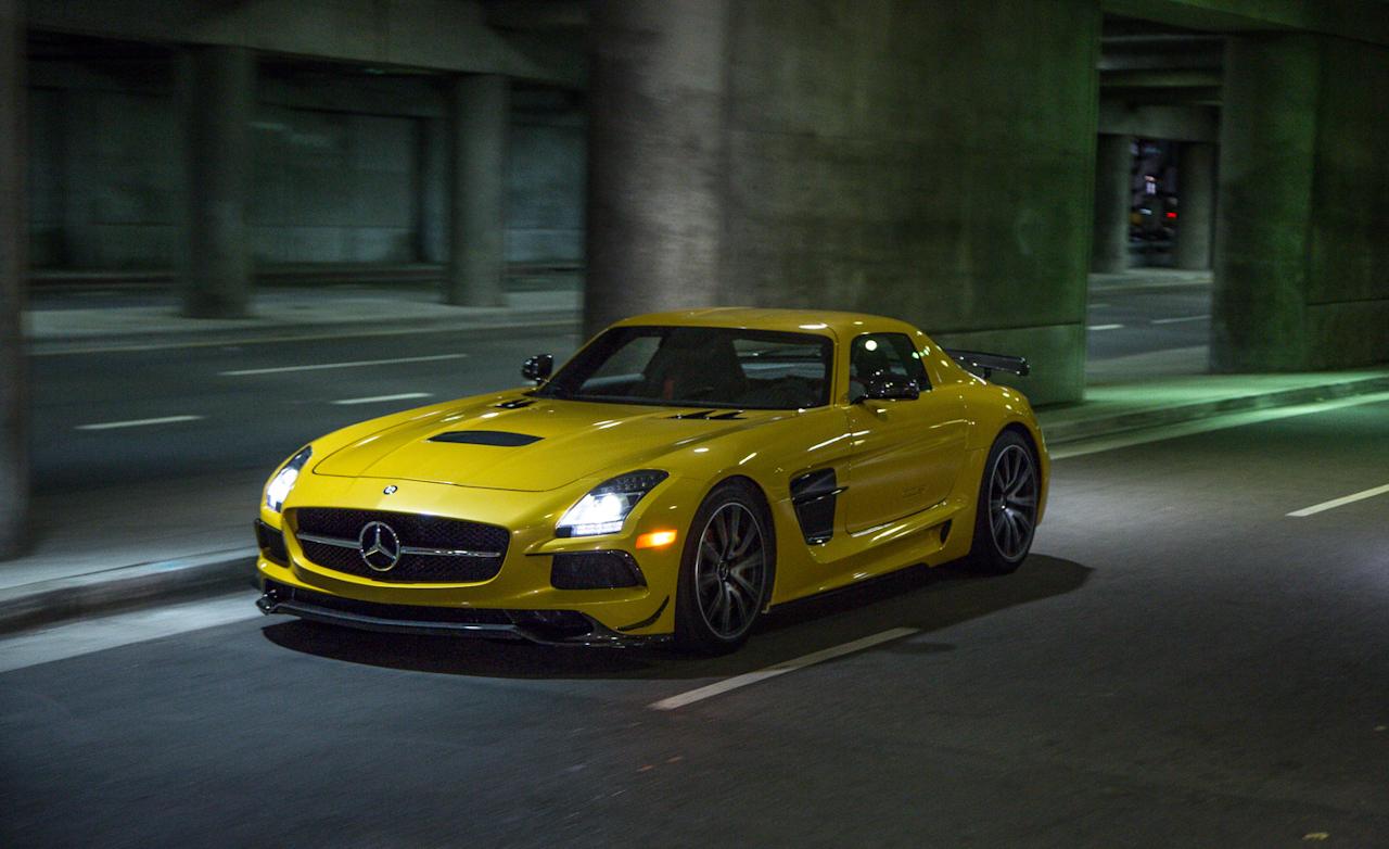 2014-mercedes-benz-sls-amg-black-series-