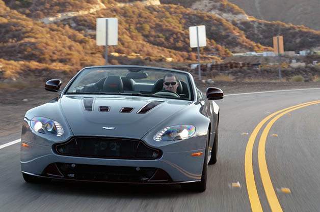 2015-aston-martin-v12-vantage-s.jpg